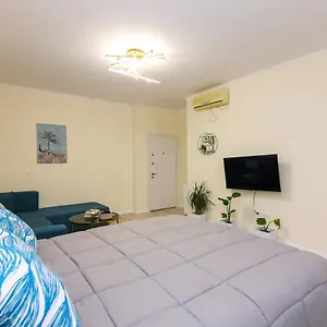 https://tirana-center-comfortable-studio-apartment-1.hotels-in-tirana.com